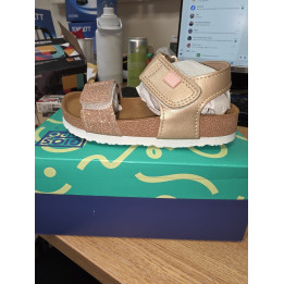 BOXLOT 10 X Gioseppo Kids Sandals Mized Sizes